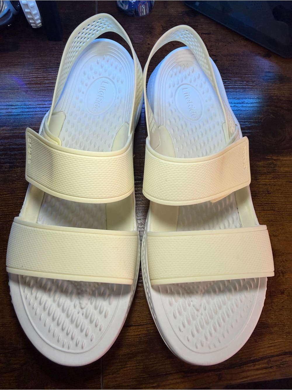 CROCS Kids Cream Strapback Sandals